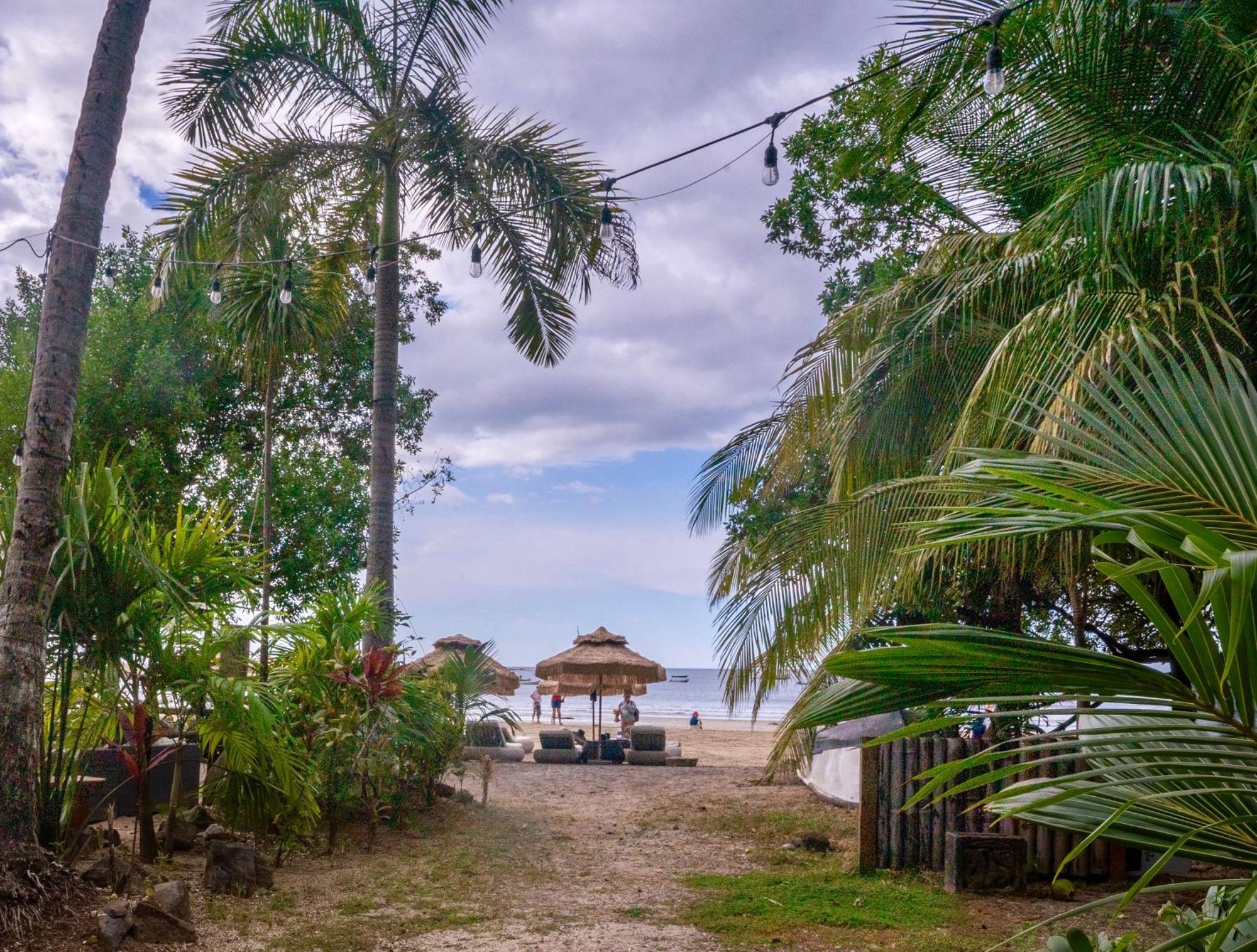 Ocho Artisan Bungalows (Adults Only) 塔马林多 外观 照片