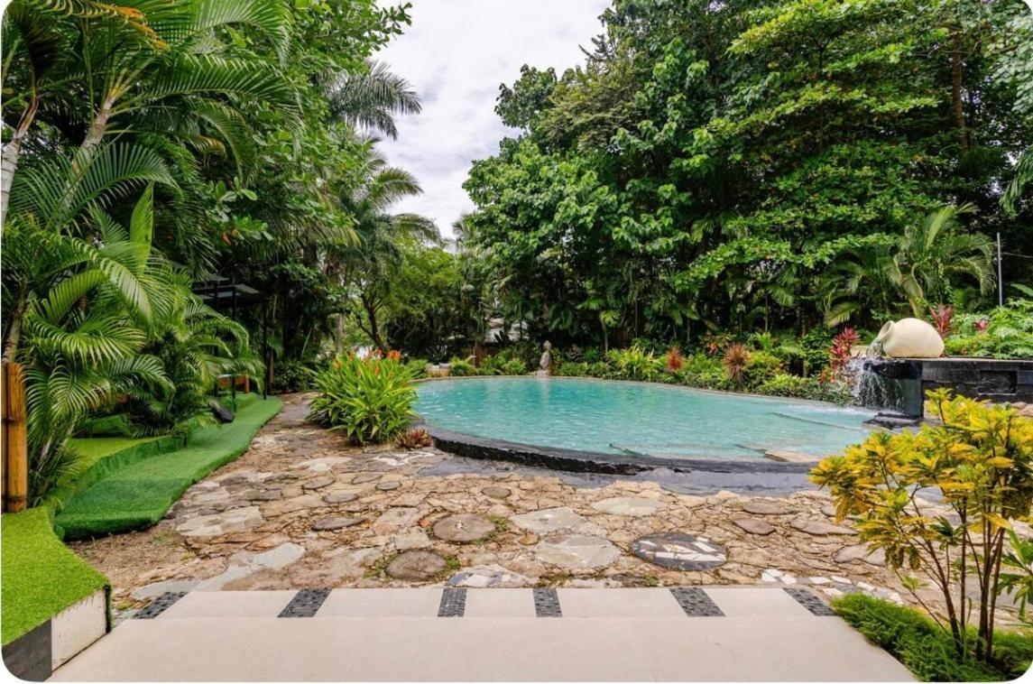 Ocho Artisan Bungalows (Adults Only) 塔马林多 外观 照片