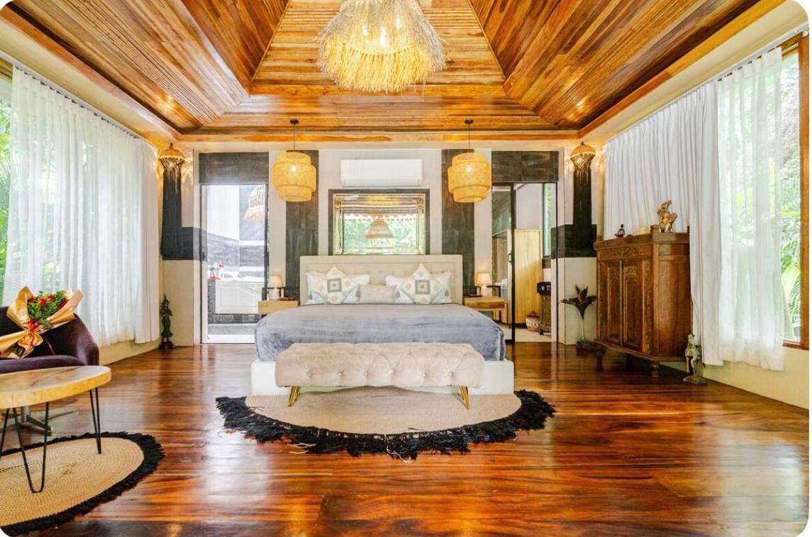 Ocho Artisan Bungalows (Adults Only) 塔马林多 外观 照片