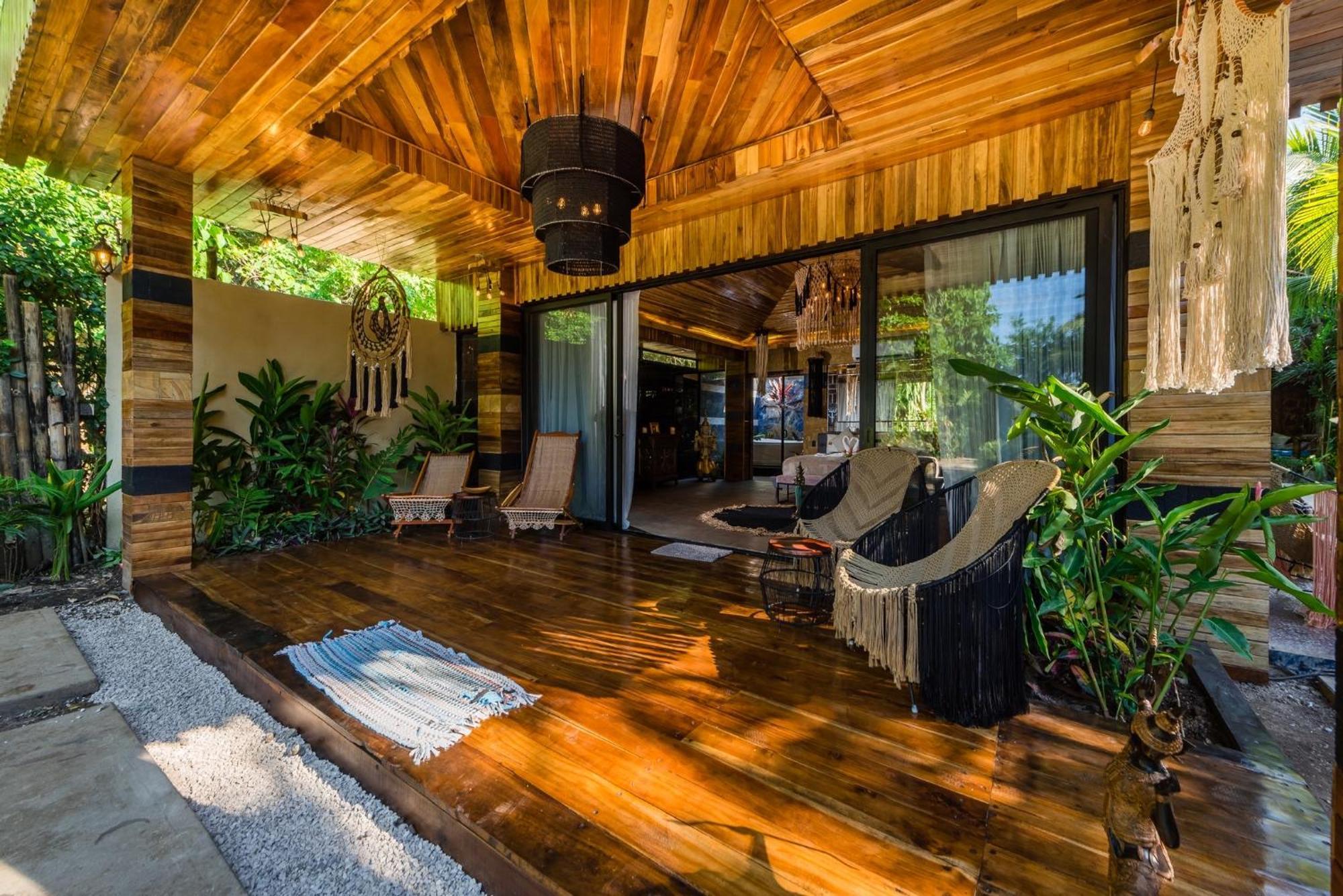 Ocho Artisan Bungalows (Adults Only) 塔马林多 外观 照片